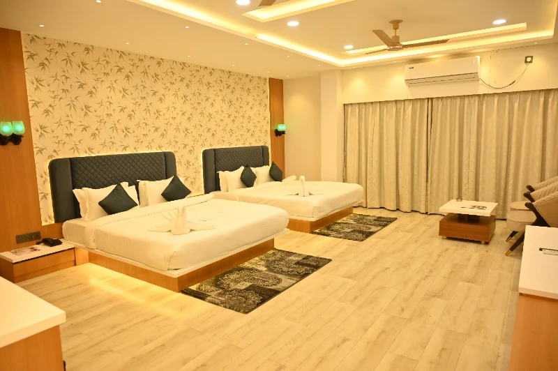 Platinum Suite 2 King Bed (Sea View)