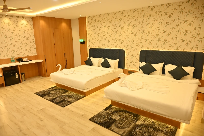 Platinum Suite 2 King Bed