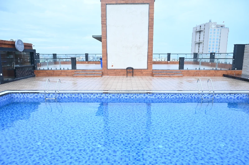 pool-4