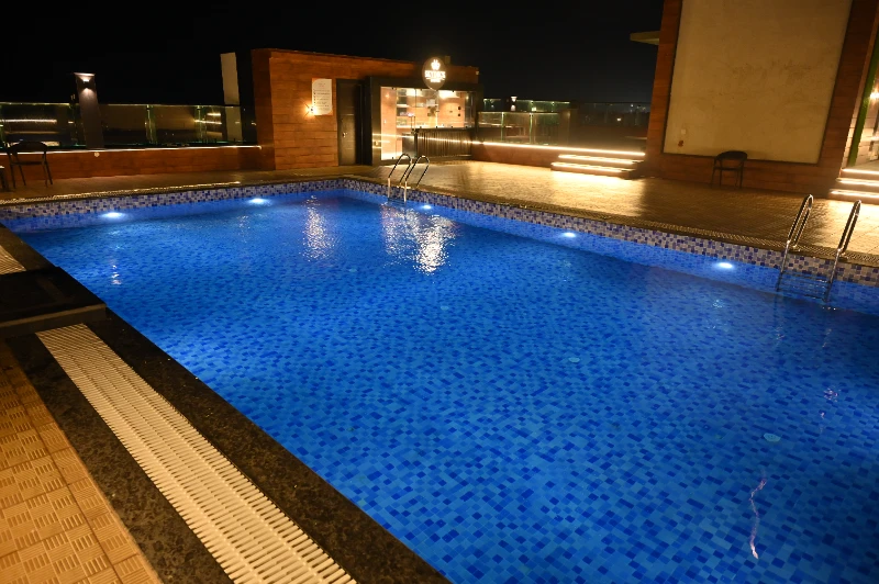 pool-6